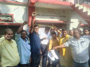 Madhubani News : मध्याह्न भोजन कर्मियों की हड़ताल तीसरे दिन भी जारी