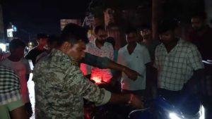 बर्तन दुकान में लूट की कोशिश नाकाम, बाइक छोड़कर भागे लुटेरे